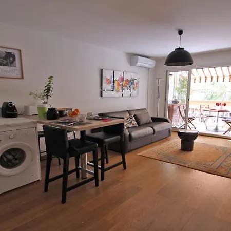 Beautiful In The Center Of Town Apartment Sainte-Maxime